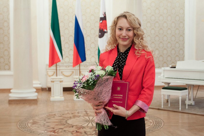 Тринадцать студентов и аспирантов Казанского университета удостоились именных стипендий мэра Ильсура Метшина Тринадцать студентов и аспирантов Казанского университета удостоились именных стипендий мэра Ильсура Метшина