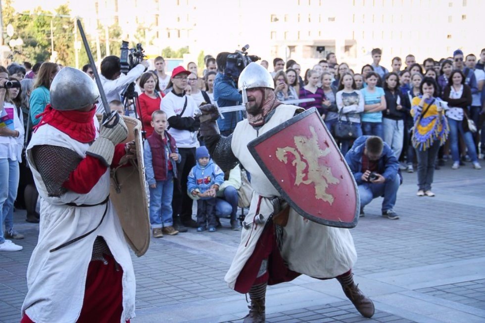 Science Night ? Hand-Made Dolls, Public Lectures and Mandala Drawings Science Night ? Hand-Made Dolls, Public Lectures and Mandala Drawings
