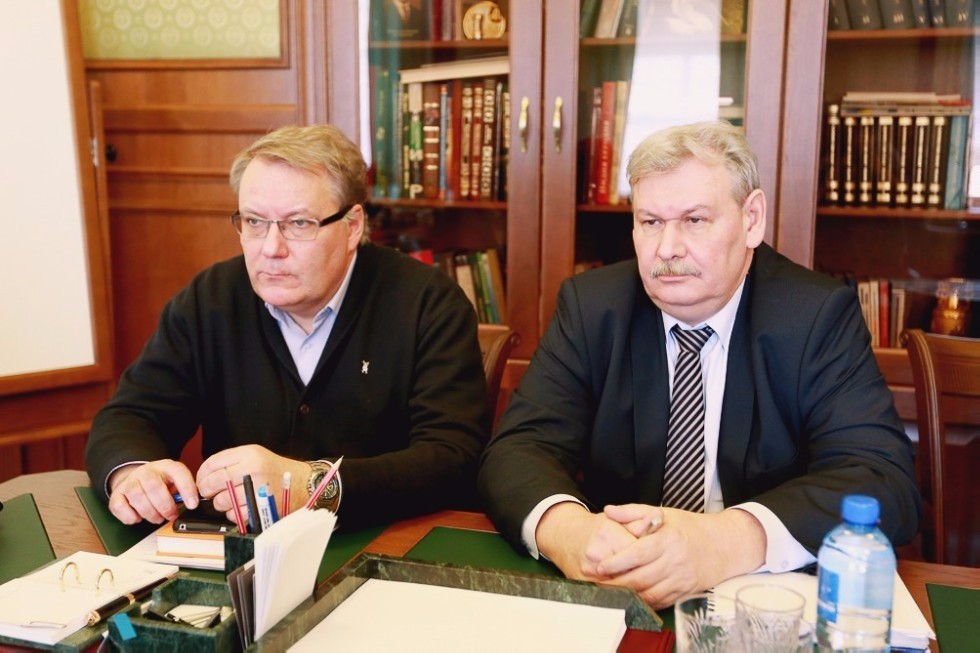 Kazan University and Skoltech Center for Photonics and Quantum Materials Plan Joint Curricula