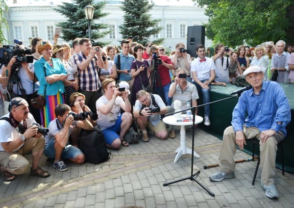 Yevgeny Yevtushenko 'It is world kind-heartedness, that is our Russian idea' ,Yevtushenko, poems, literature park, world kind-heartedness