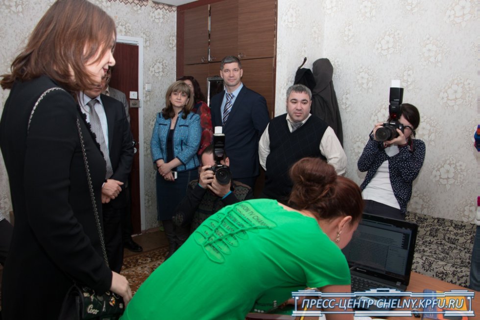 Депутат Альфия Когогина оценила общежитие Набережночелнинского института КФУ Депутат Альфия Когогина оценила общежитие Набережночелнинского института КФУ