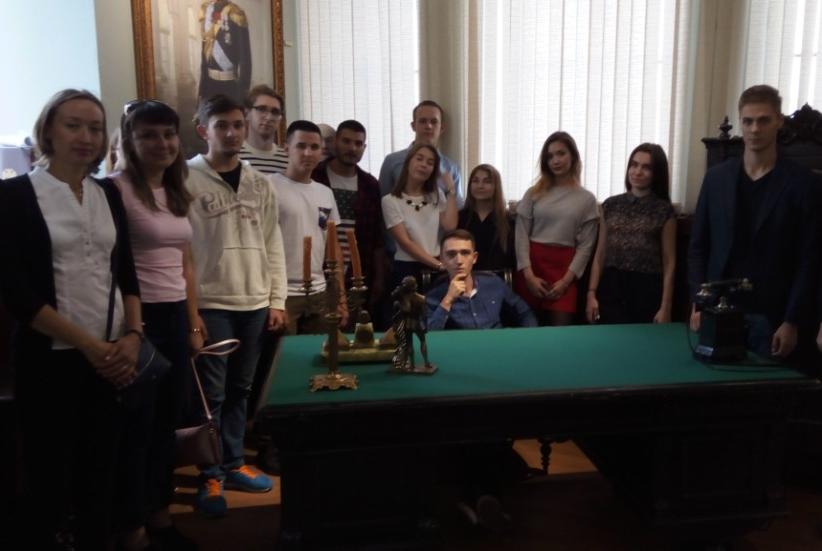 Студенты кафедры 'Ценные бумаги, биржевое дело и страхование' посетили музей Национального банка Татарстана Студенты кафедры 'Ценные бумаги, биржевое дело и страхование' посетили музей Национального банка Татарстана