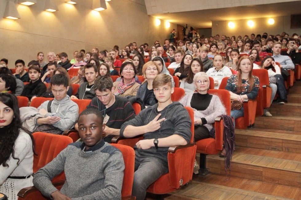 Kazan University Transcends Borders ,secondary education, high school, international cooperation, enrolment