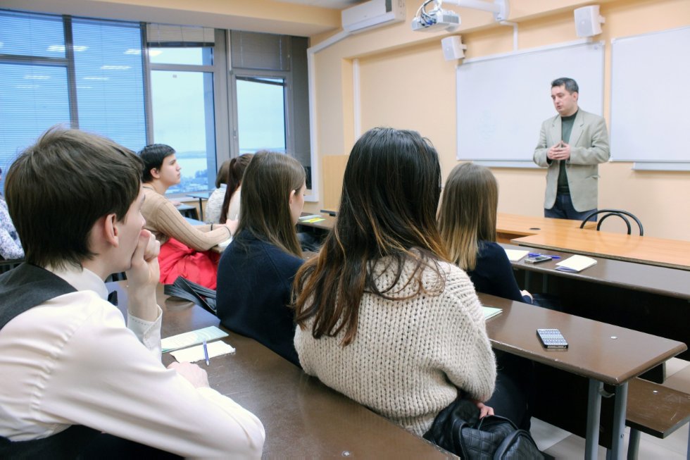 Первый шаг к студенчеству Первый шаг к студенчеству
