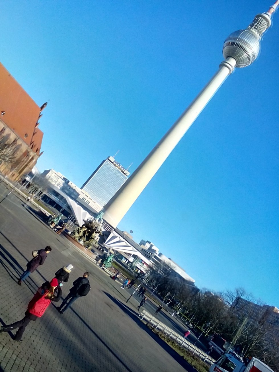 Студенты и преподаватели кафедры дизайна и национальных искусств ИФМК КФУ завоевали первое место в Германии Студенты и преподаватели кафедры дизайна и национальных искусств ИФМК КФУ завоевали первое место в Германии