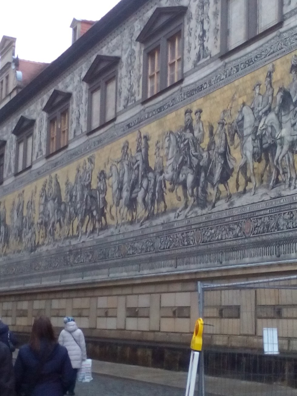 Студенты и преподаватели кафедры дизайна и национальных искусств ИФМК КФУ завоевали первое место в Германии Студенты и преподаватели кафедры дизайна и национальных искусств ИФМК КФУ завоевали первое место в Германии