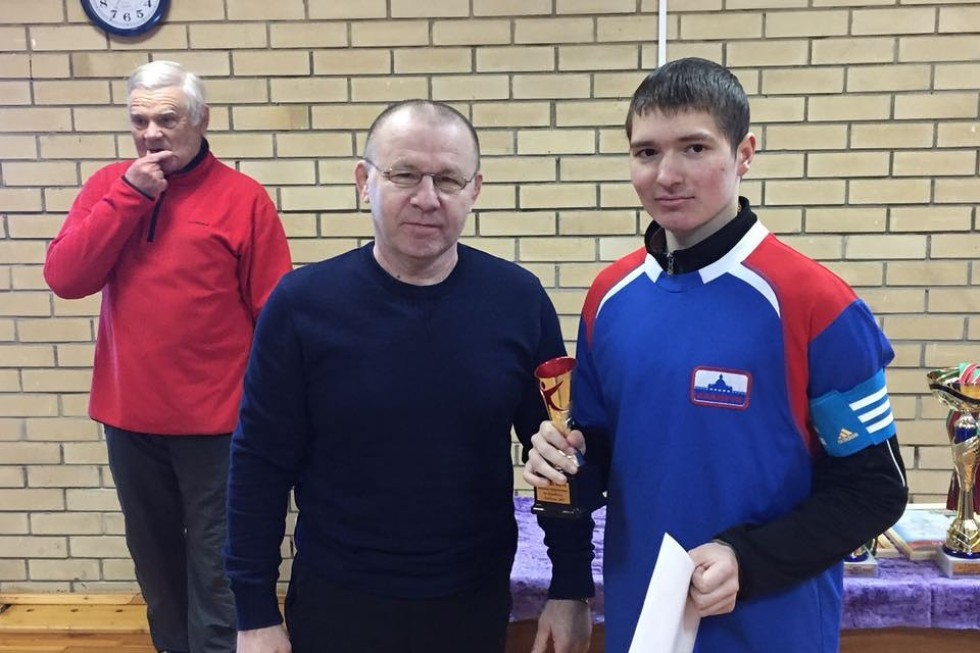 Команда Елабужского института КФУ победила в городском турнире по футболу Команда Елабужского института КФУ победила в городском турнире по футболу