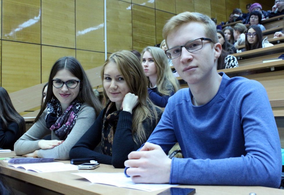 Первый шаг к студенчеству Первый шаг к студенчеству