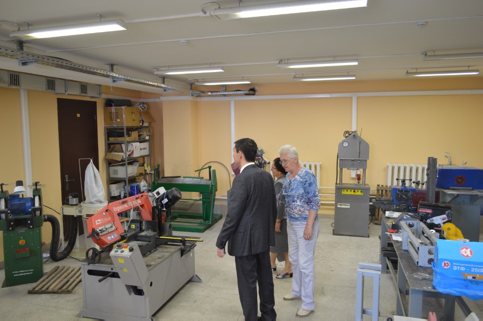 ������������� ��������� ���������-��������������� ������������ �������� ���������� �������� � ���������-������������ ������ ���