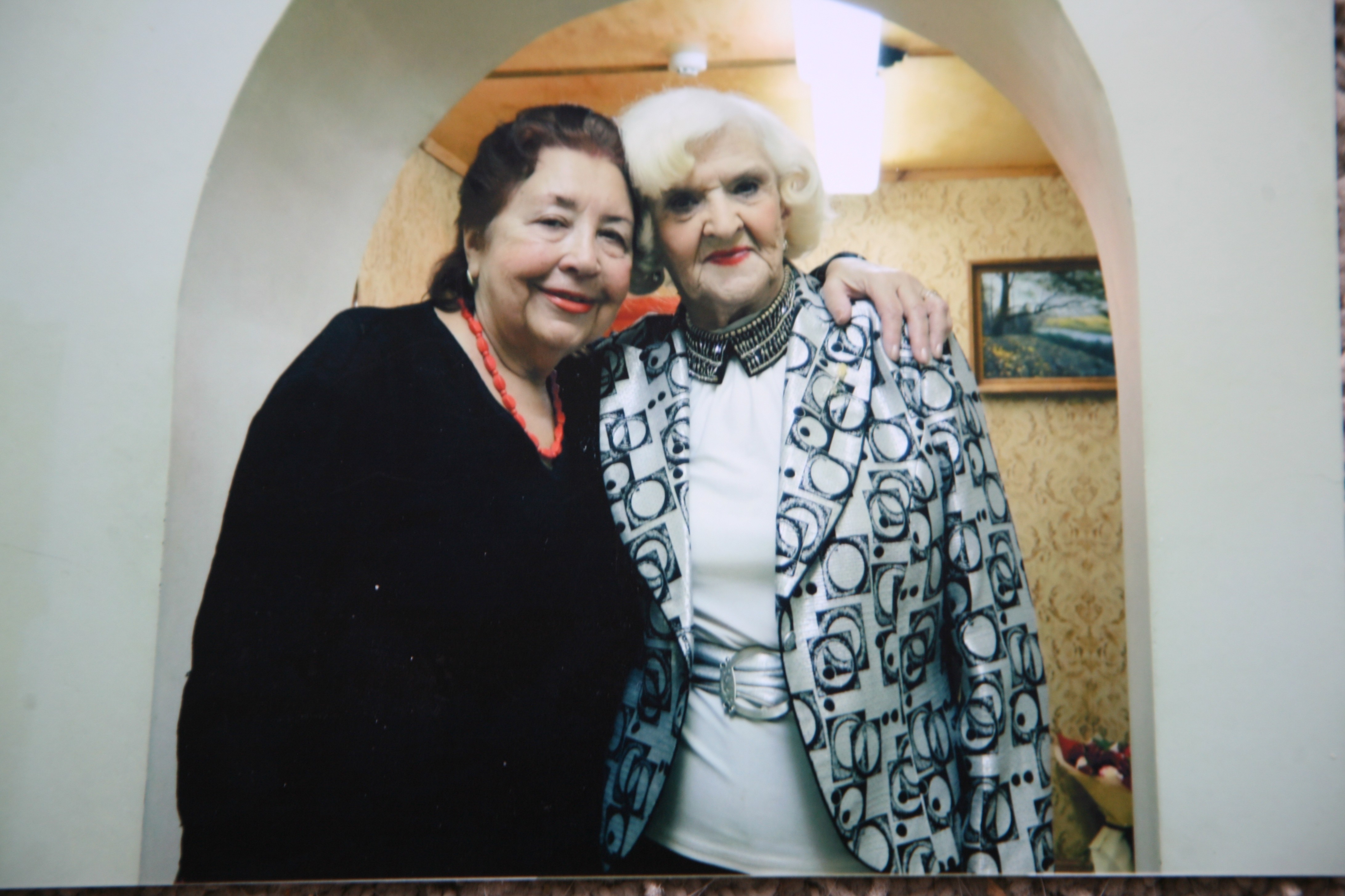 � 100-����� ������� ��������� ����� ������� ���������� ������������- ��������� �.�.