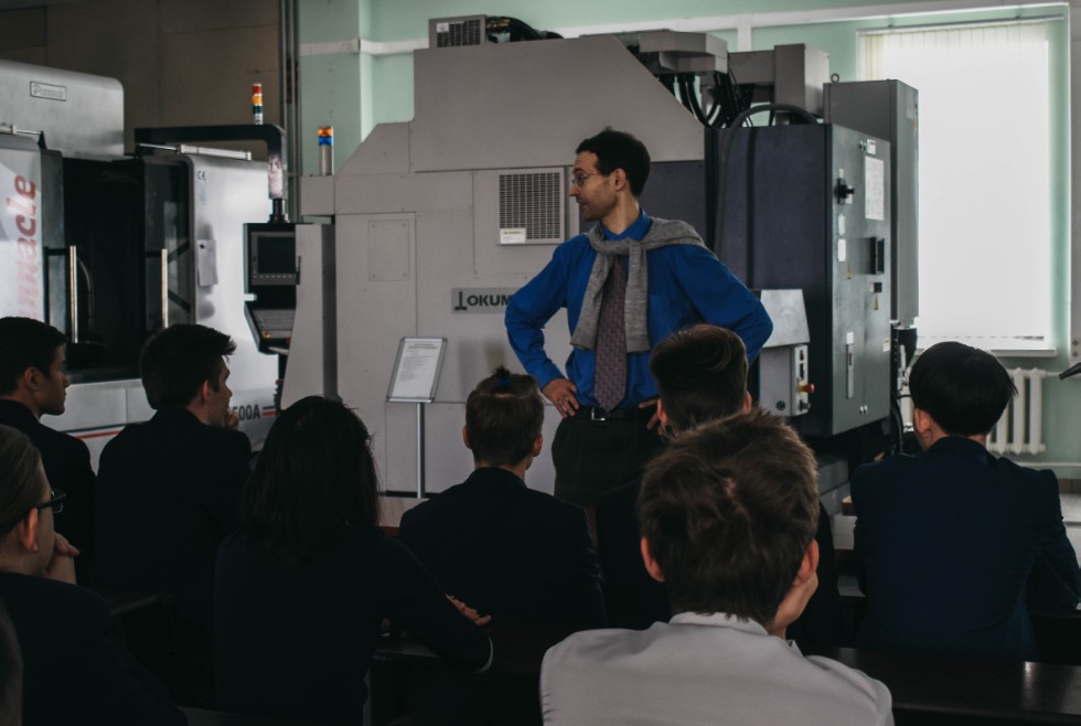 ����� ��������� ���� ������������� 