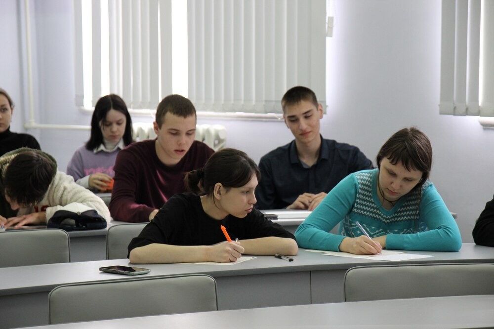 1 апреля 2023 года в Елабужском институте прошла Олимпиада по Обществознанию 1 апреля 2023 года в Елабужском институте прошла Олимпиада по Обществознанию