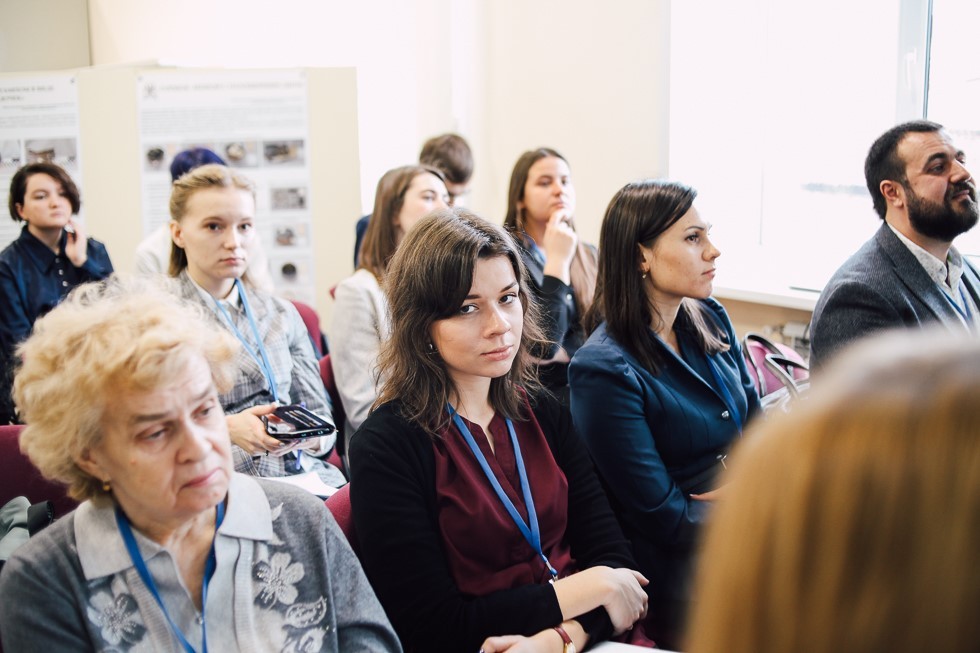 Коллоквиум молодых реставраторов ResCon-2019 начал работу в ИМО КФУ Коллоквиум молодых реставраторов ResCon-2019 начал работу в ИМО КФУ