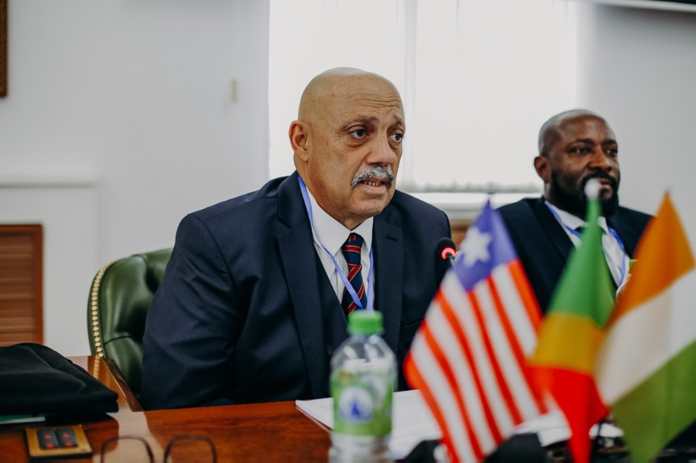 ������ �� �������������� ������ � ������ ��������� � ���