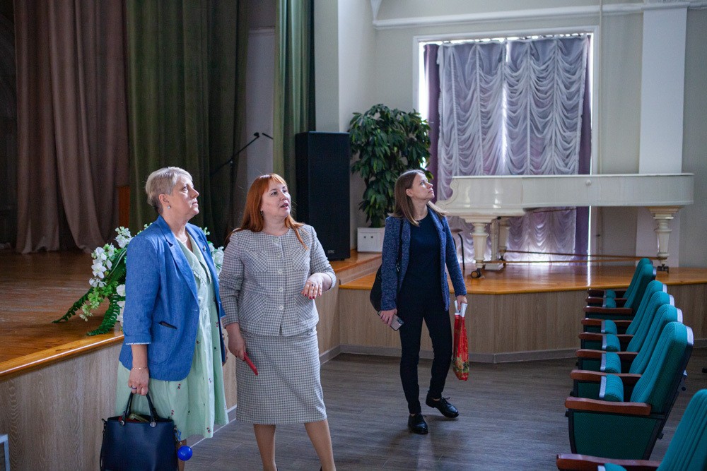 IX ������������ ������: ������� (����)