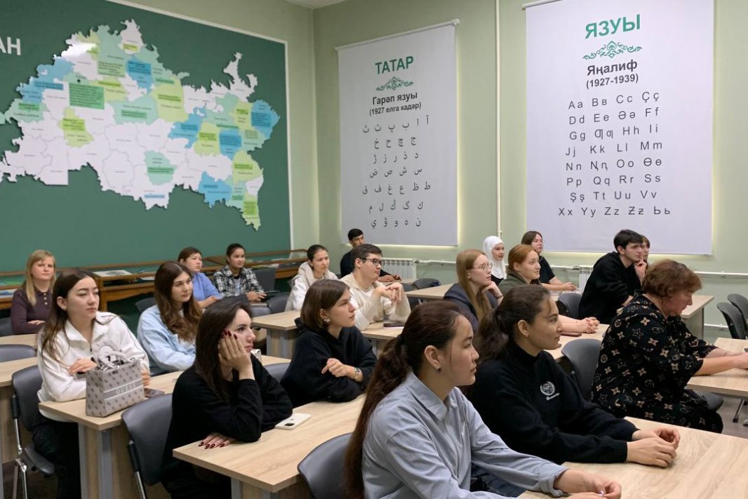 Студенты-историки посмотрели фильм Россия ? пути времени' Студенты-историки посмотрели фильм Россия ? пути времени'