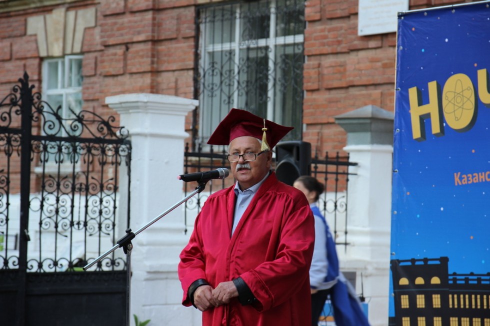 ���� �� ��� ���, � ��� ����� � ���������� ��������� ���