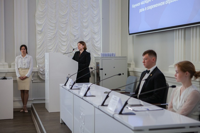 В Елабужском институте состоялась Всероссийская студенческая научно-практическая конференция В Елабужском институте состоялась Всероссийская студенческая научно-практическая конференция