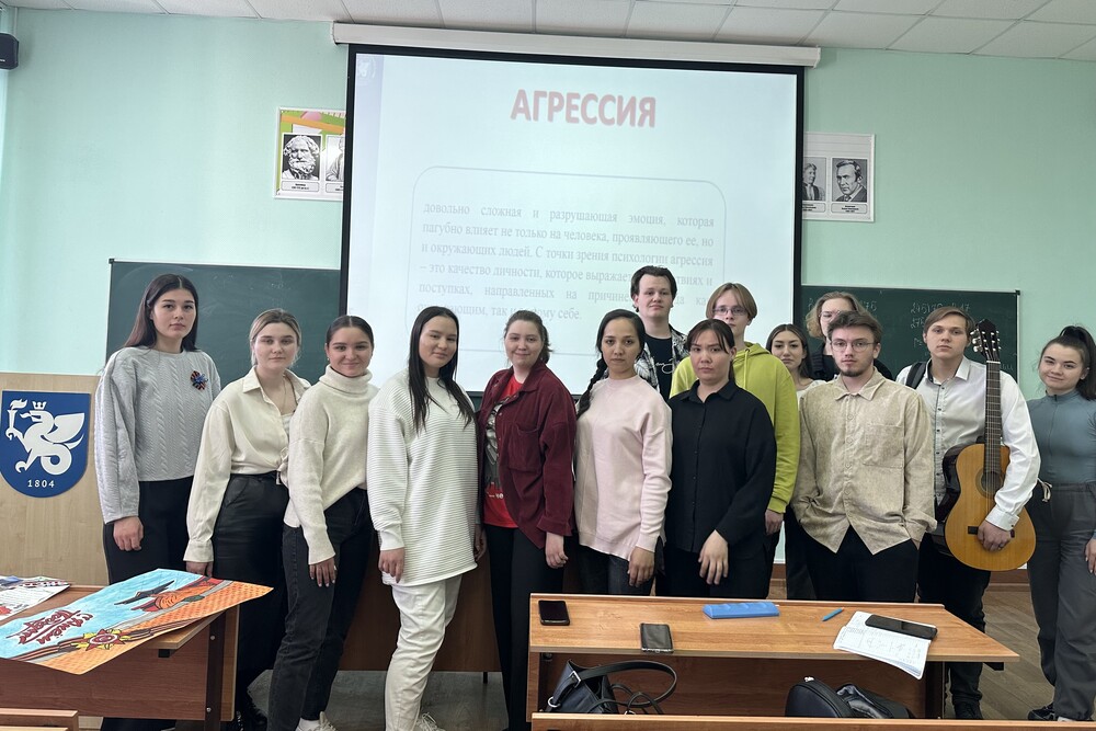 Кураторские часы прошли для студентов отделения математики и естественных наук Кураторские часы прошли для студентов отделения математики и естественных наук