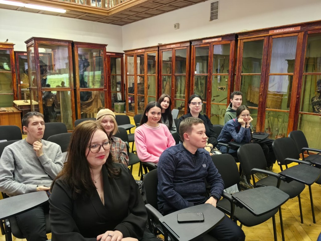 Состоялось очередное заседание студенческого научного кружка Состоялось очередное заседание студенческого научного кружка