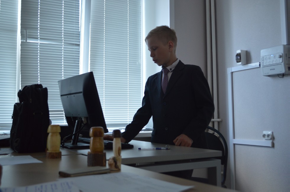 ����� ��������� ���� ������������� 