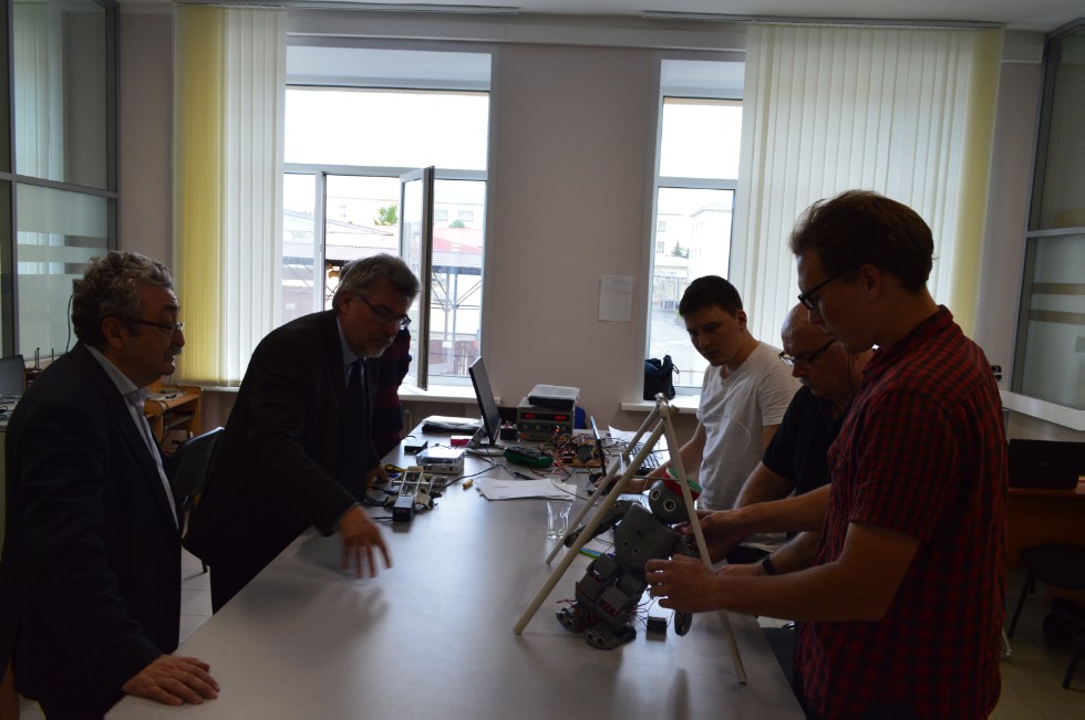 2 ���� ���������� �������� ��� �������� ��������� �� ������������� ������ ����� ���� ������� � ��������� �������� ����� ������ ������ ������������ ��.������� ������ (�������)