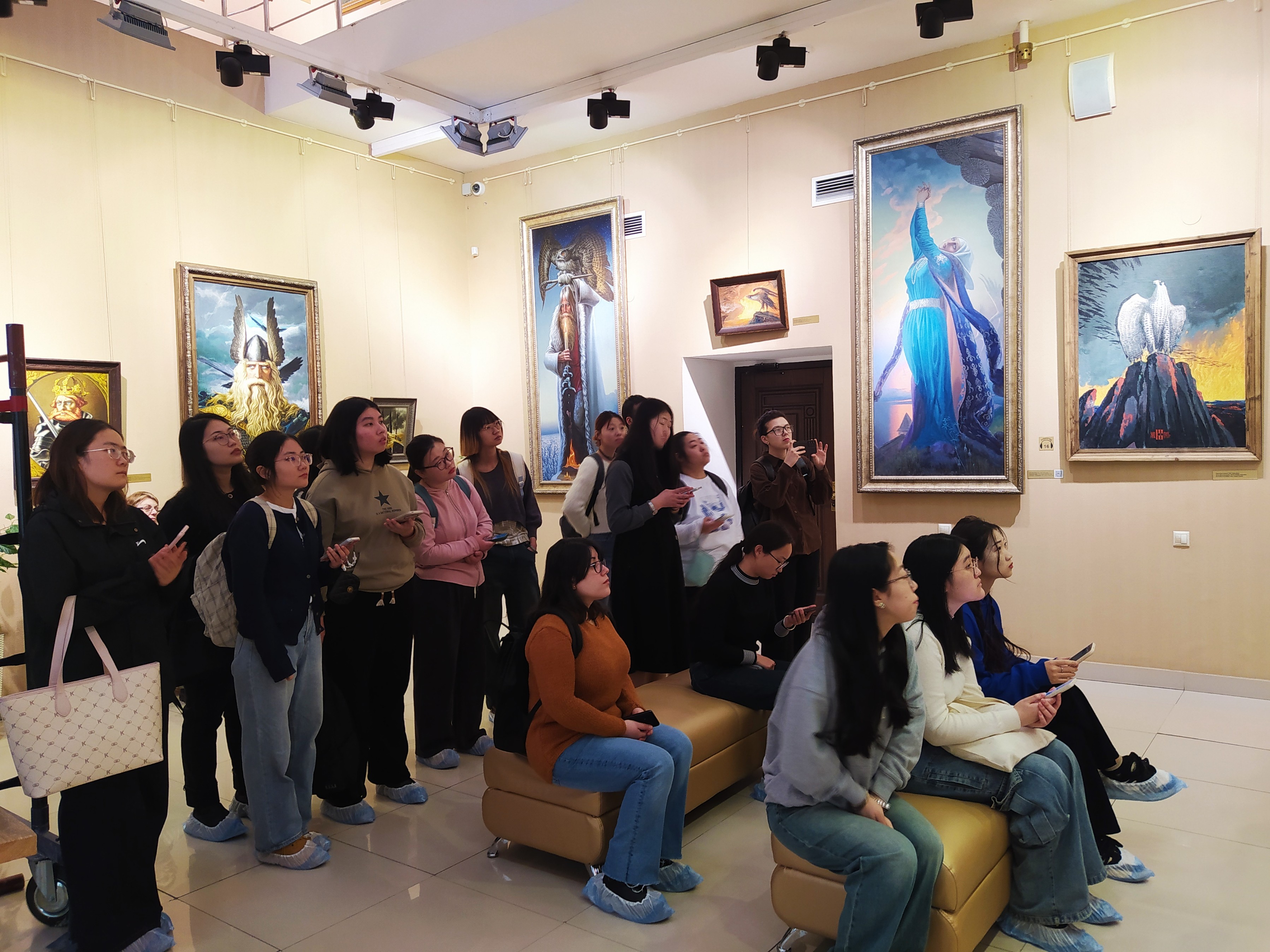 Экскурсия в музей как средство культурно-речевой адаптации Экскурсия в музей как средство культурно-речевой адаптации