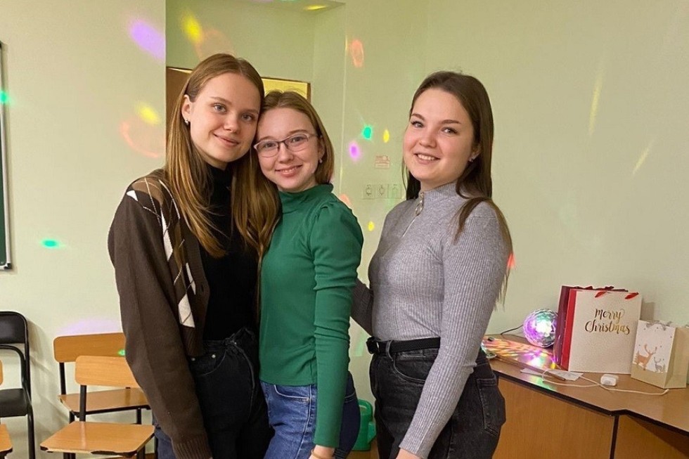 Караоке вечер и акция 'Тайный Санта' Караоке вечер и акция 'Тайный Санта'