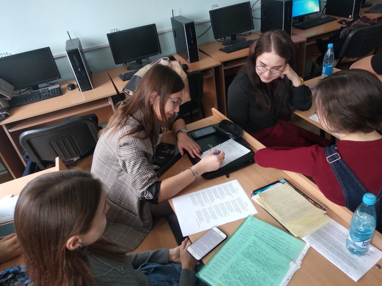 � ���� ��������� ����� � ��������