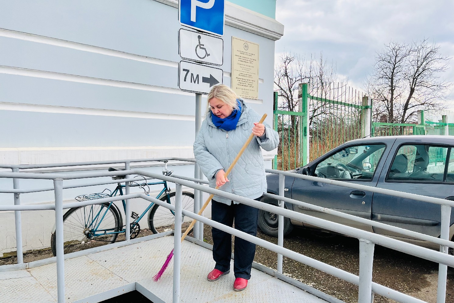 В Елабужском институте КФУ прошёл 'Марафон чистоты' В Елабужском институте КФУ прошёл 'Марафон чистоты'