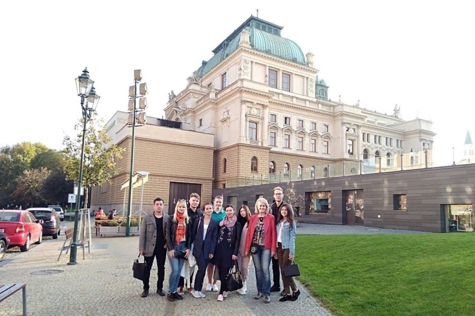 �������� ����������� ��������� ��� �������� ���������� ����� � ��������� �� �������-�������� ������������