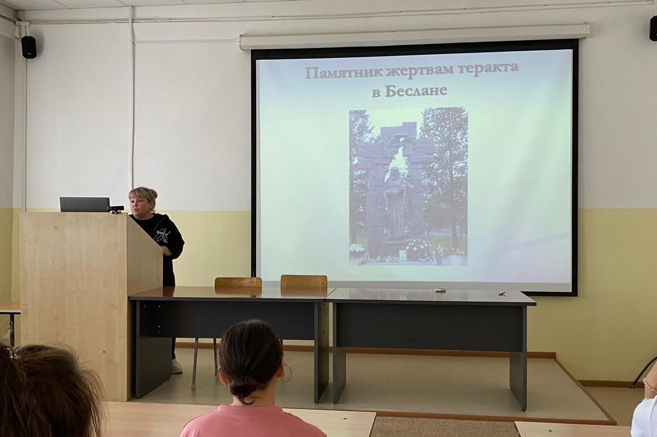 Кураторский час Кураторский час