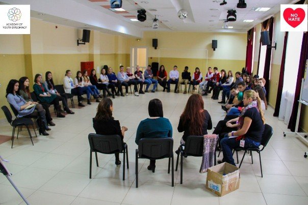 Студенты конфликтологи Казанского федерального университета приняли участие в Республиканском семинаре по профилактике экстремизма в сети Интернет 'Против Ненависти' Студенты конфликтологи Казанского федерального университета приняли участие в Республиканском семинаре по профилактике экстремизма в сети Интернет 'Против Ненависти'