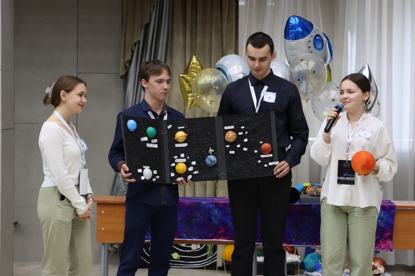 ����� IV ������������� ������������ ��������� �� ���������� ���������� Human Matrix � ����� 90-����� ������� ���������� ���������� ����, 95-����� �� ��� �������� ���������� �. �. �������� � ��� ������������