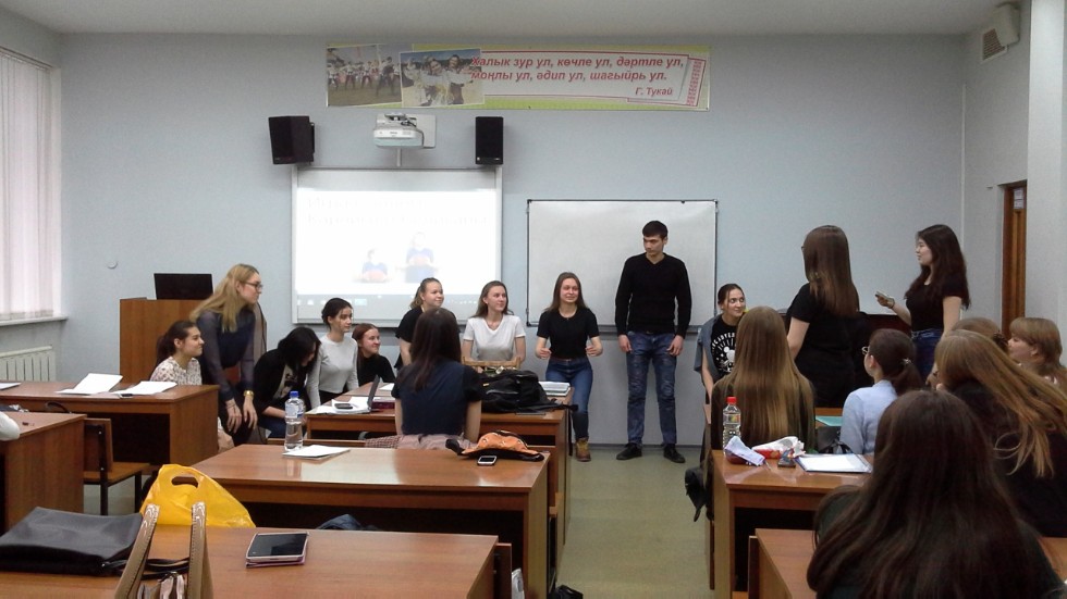 Здесь научат быть вожатым? Здесь научат быть вожатым?