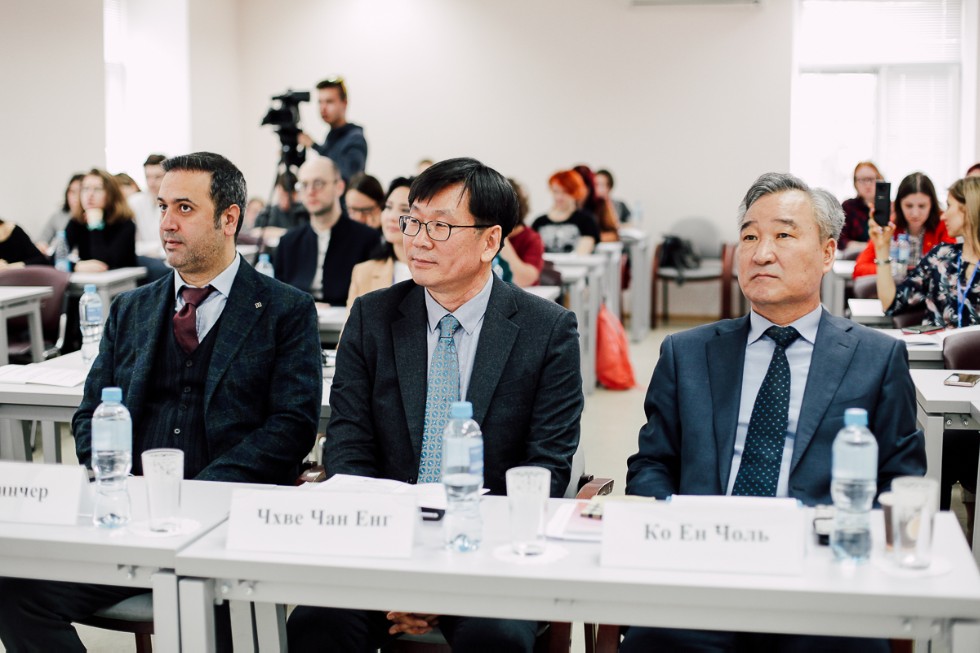 � ��� ��� ������ 9-�� ������������� ������-������������ ����������� �� ������������ '������-�����: ��������� � ������� ����������� ������������'