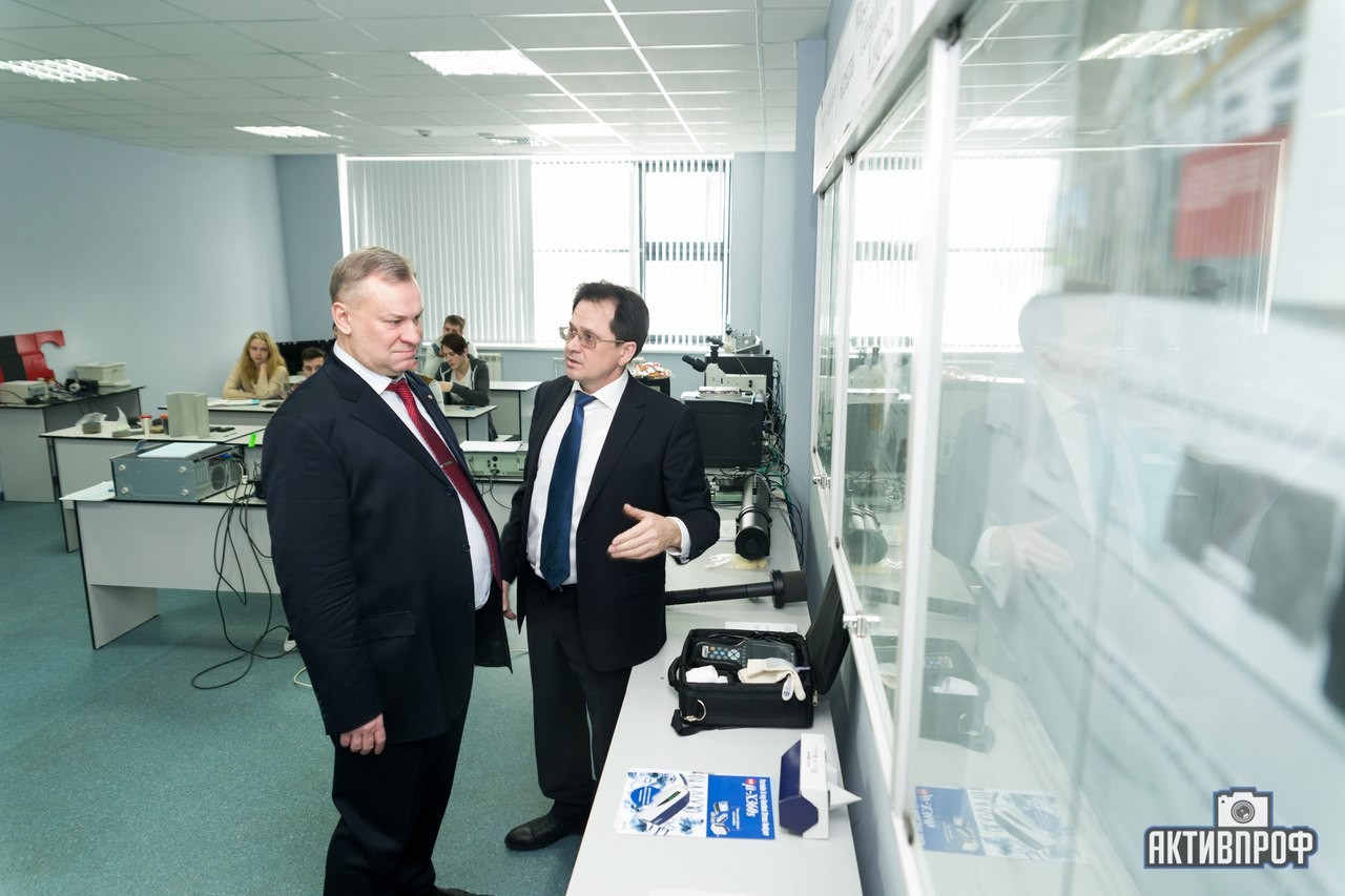 �������� ����� � �������������� ������