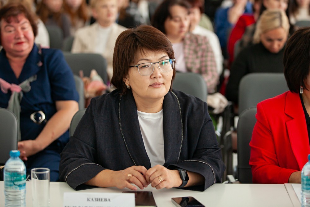 Russian and foreign practices of increasing educational resilience were discussed at Elabuga Institute of KFU