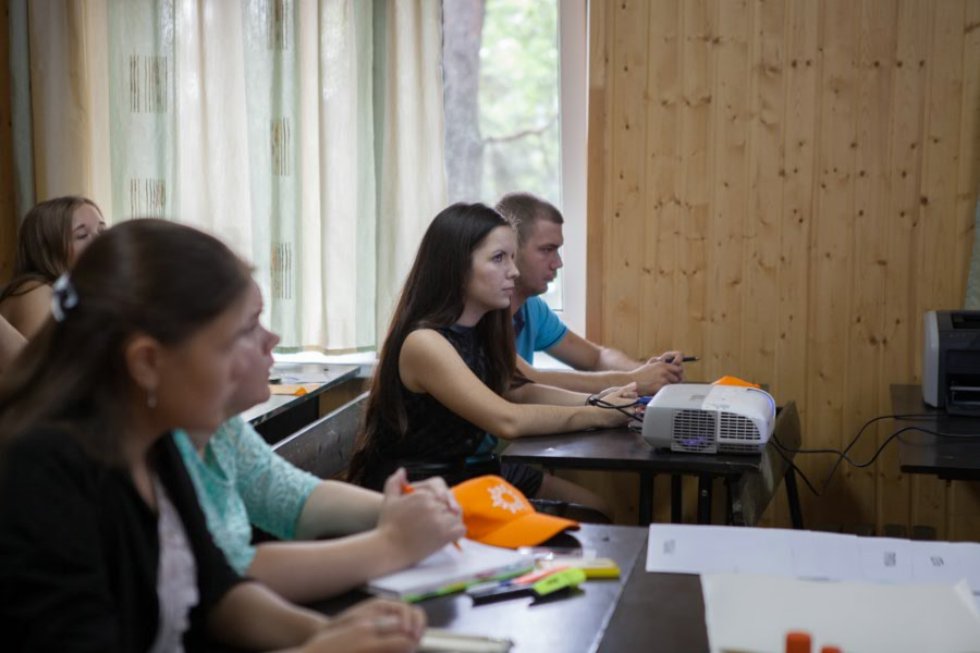 A young teacher: consolidation in the profession A young teacher: consolidation in the profession