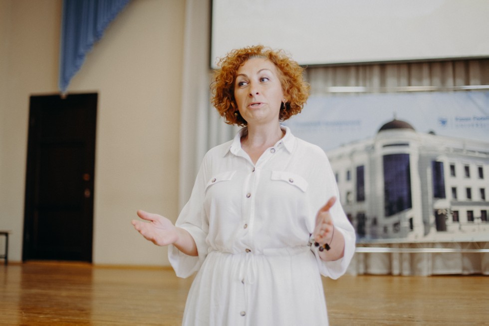 Состоялось торжественное вручение дипломов выпускникам бакалавриата по направлению Состоялось торжественное вручение дипломов выпускникам бакалавриата по направлению