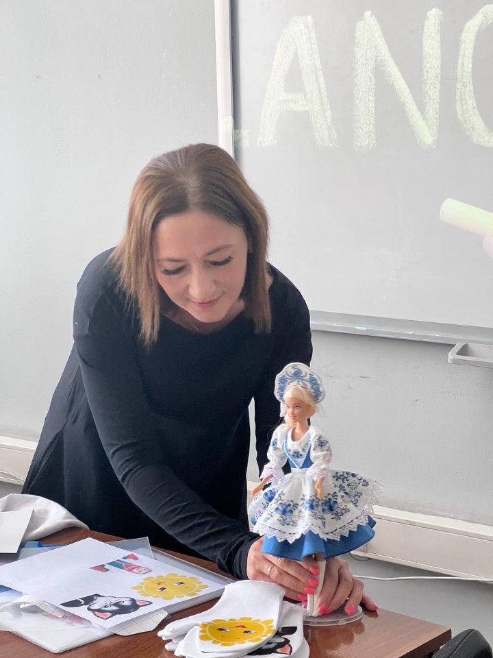 Прошли курсы повышения квалификации 'Формирование культурной языковой среды в условиях би- и полилингвизма в дошкольном образовательном учреждении' Прошли курсы повышения квалификации 'Формирование культурной языковой среды в условиях би- и полилингвизма в дошкольном образовательном учреждении'