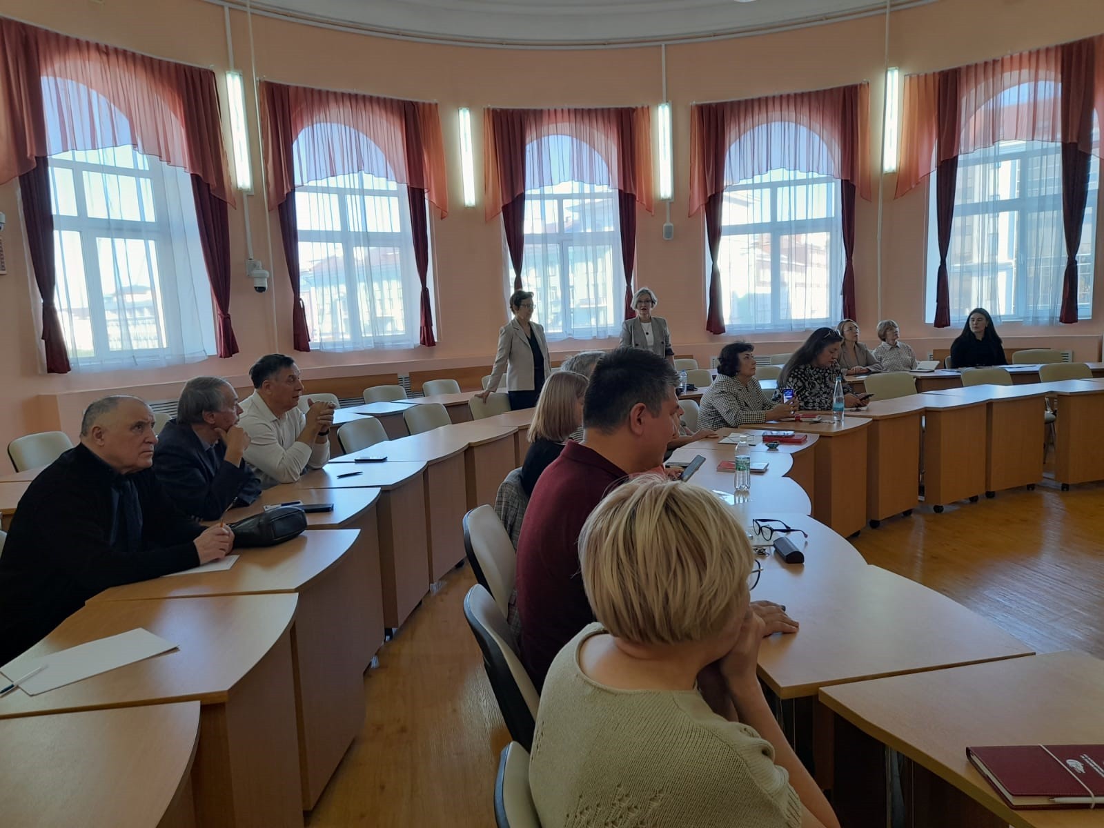 Заседание Ученого совета Института психологии и образования КФУ Заседание Ученого совета Института психологии и образования КФУ