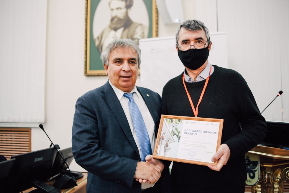 ������������� �������� ������ '������ - ������: ��������, ���������, ������� � ��������' � ���������� ������ ��������� �� ��������� ����� ������ � ���