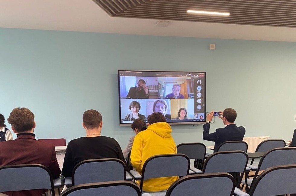 Преподаватели Елабужского института приняли участие в работе III Казанского международного лингвистического саммита Преподаватели Елабужского института приняли участие в работе III Казанского международного лингвистического саммита