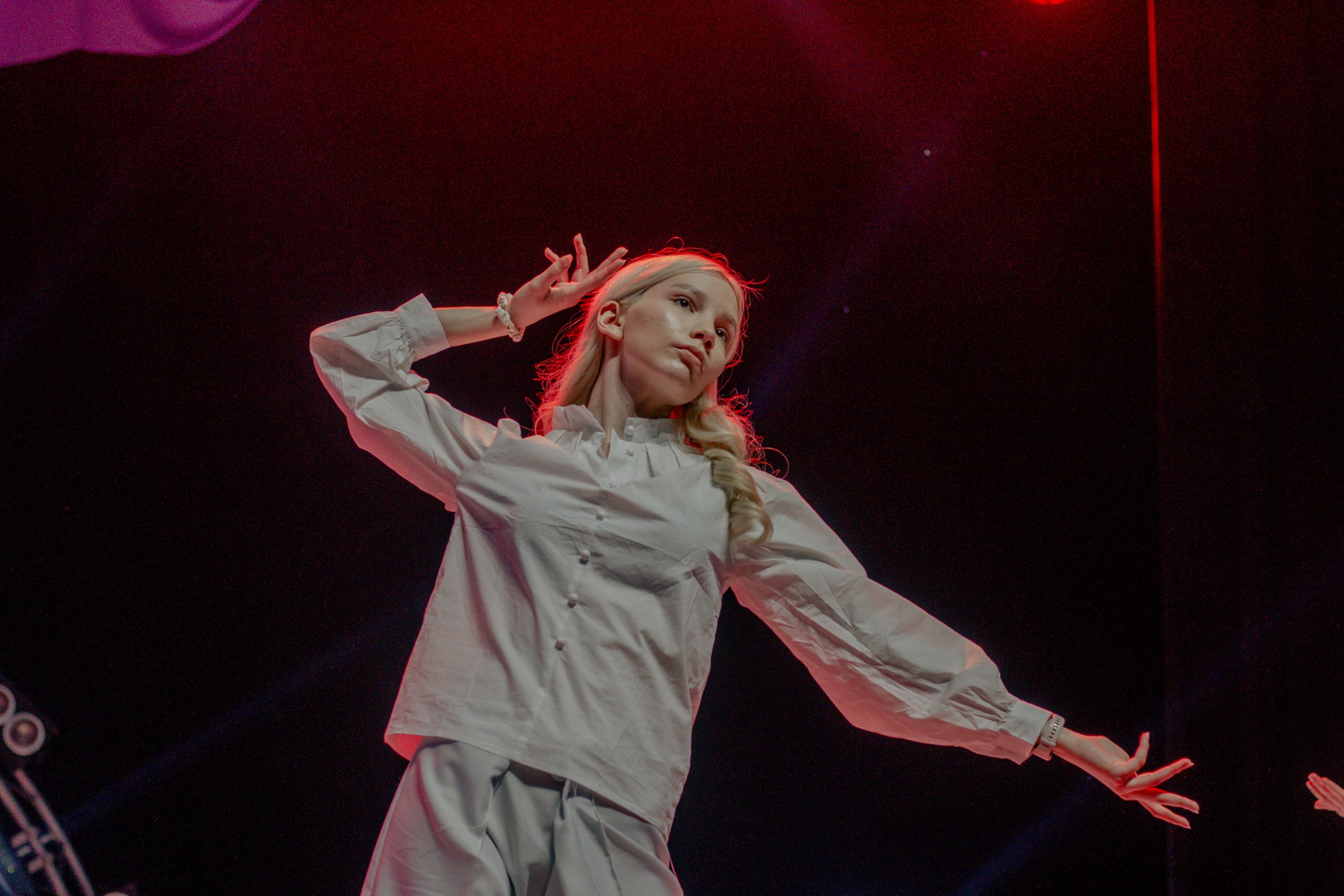 Алиса в космической стране Алиса в космической стране