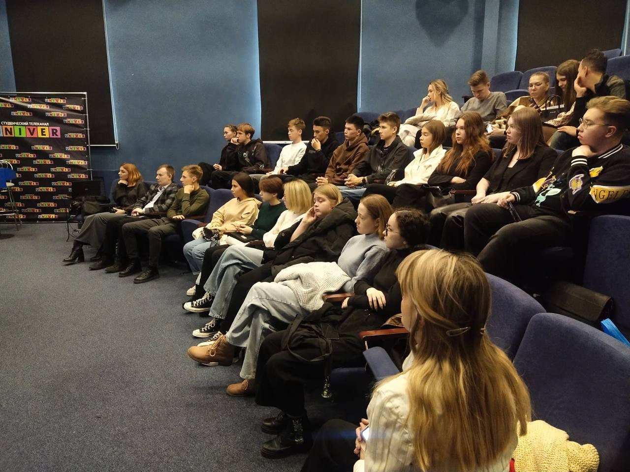 Студенты кафедры конфликтологии посетили открытый диалог 'Воссоединение России с Крымом Студенты кафедры конфликтологии посетили открытый диалог 'Воссоединение России с Крымом