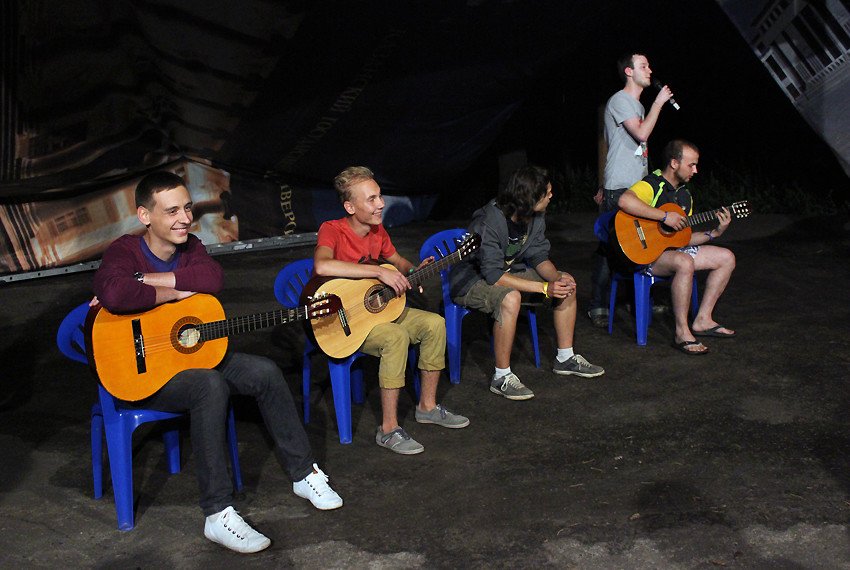 'Креативный бунт' на берегах Яльчика, или Как студенческий актив КФУ провел лето 'Креативный бунт' на берегах Яльчика, или Как студенческий актив КФУ провел лето