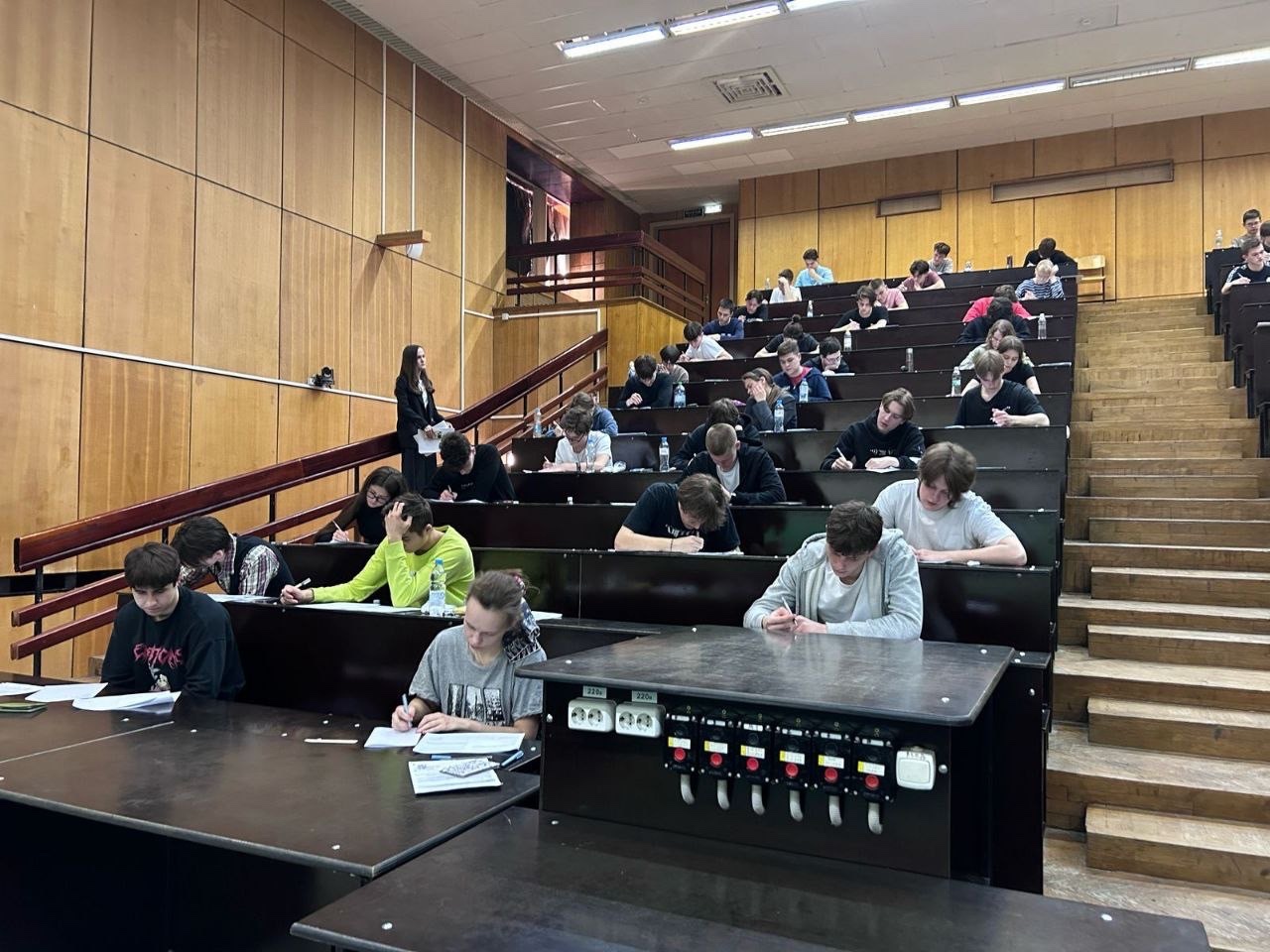 � ��������� ������ ������ �������� ���������� � ��� � ��� �� ���������� ,�������� ������, ���, ���