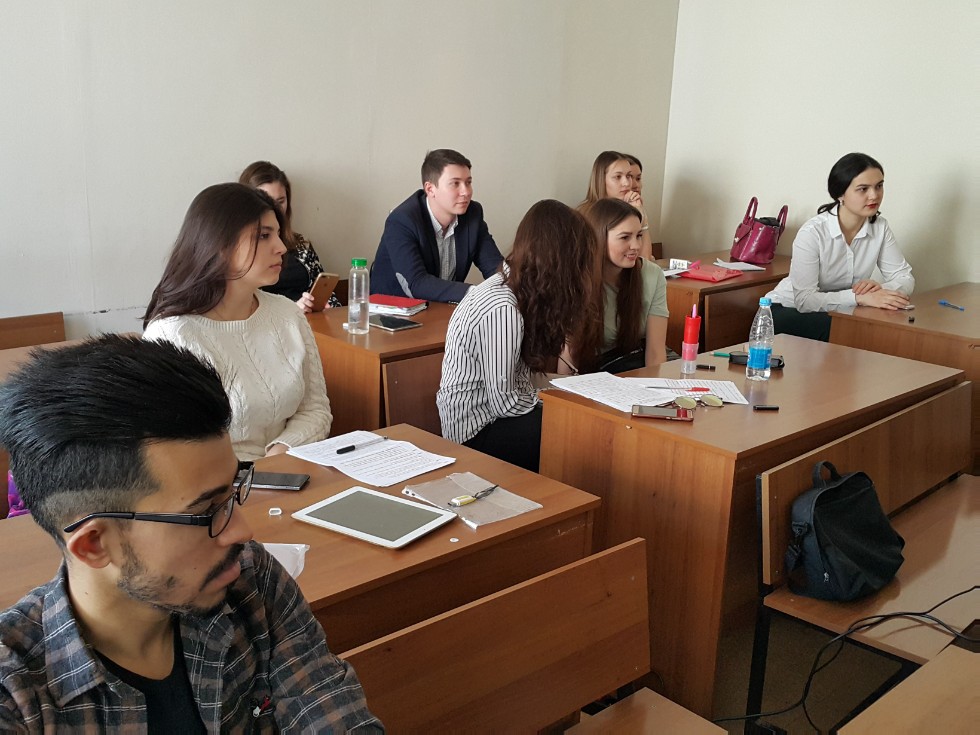 ���� � �����