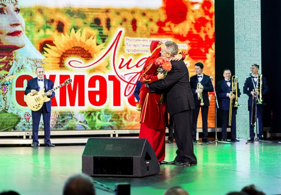 Все началось с судьбоносной песни 'Золотая рыбка' Все началось с судьбоносной песни 'Золотая рыбка'